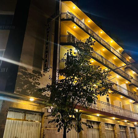 קאללה Hotel Continental מראה חיצוני תמונה