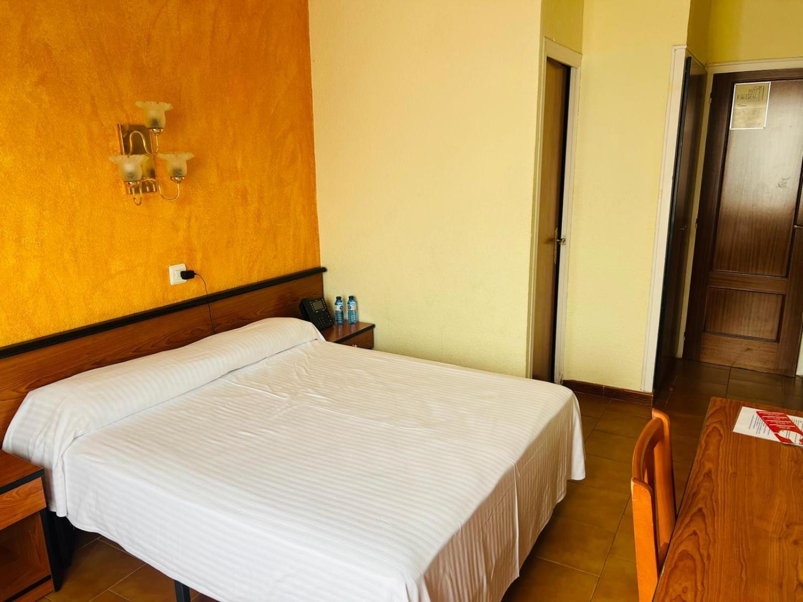 קאללה Hotel Continental מראה חיצוני תמונה